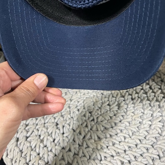 Bud Light Dark Blue Mesh Hat - Picture 5 of 5